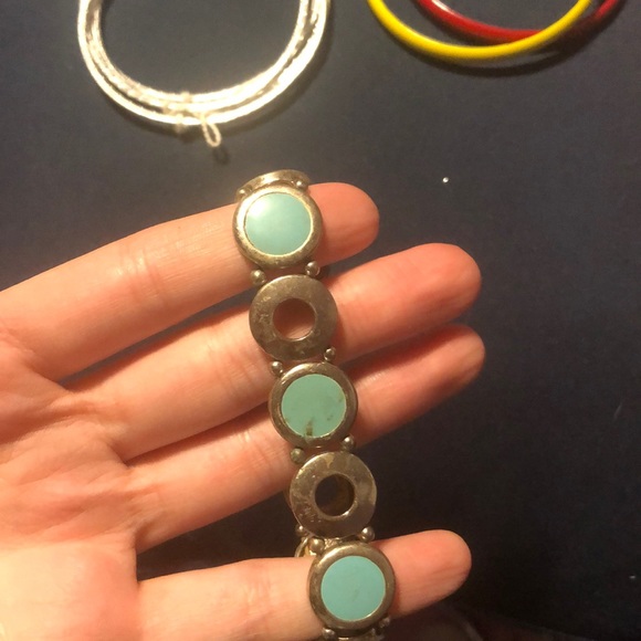 Bracelets - Picture 12 of 16